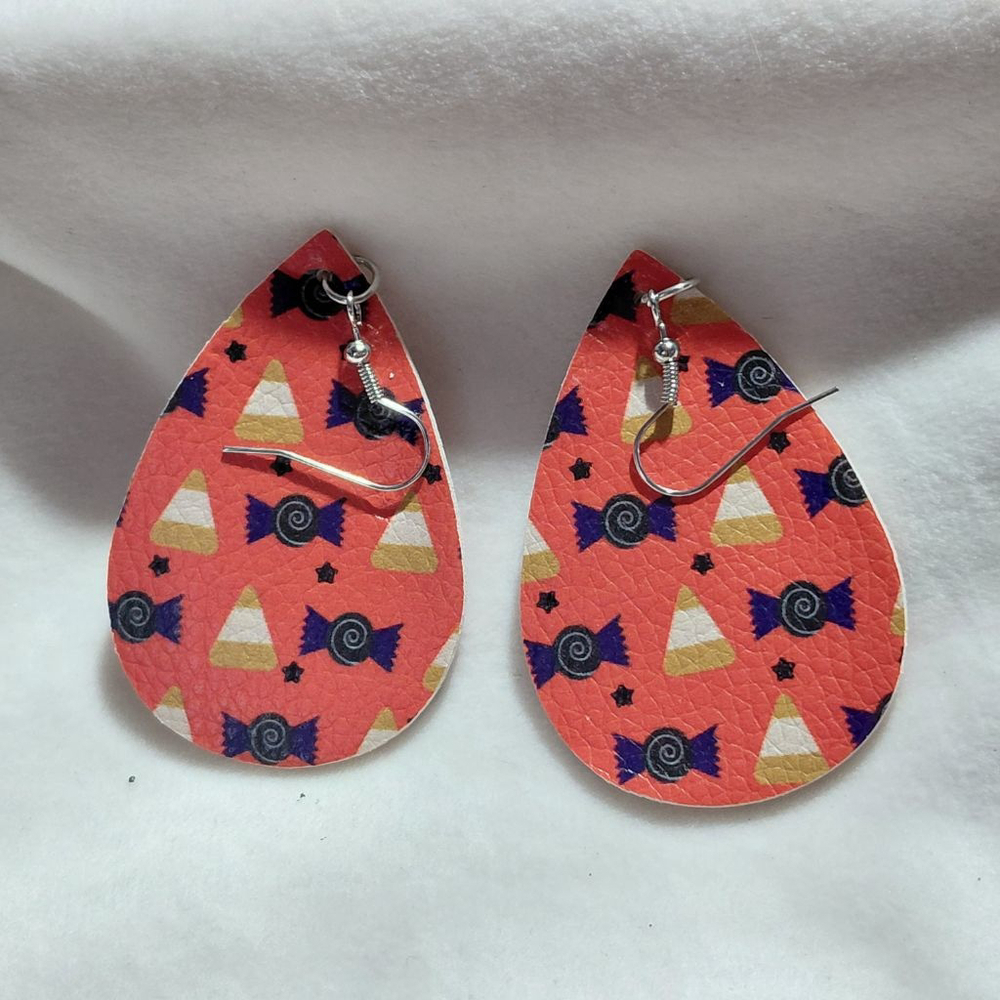 Women's Unbranded Halloween Candy Corn Drop Earrings Orange Blue